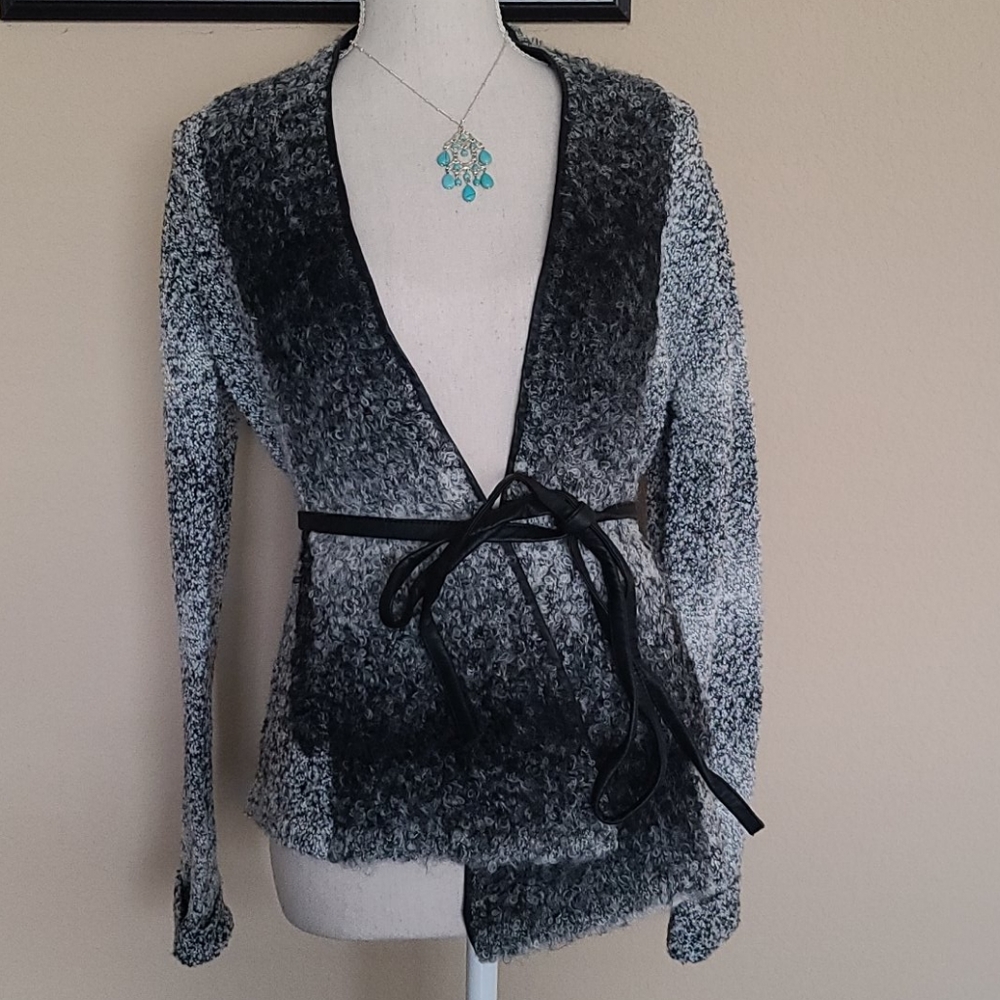 Anthropologie Angel of the North Boucle Wrap Sweater EUC - M